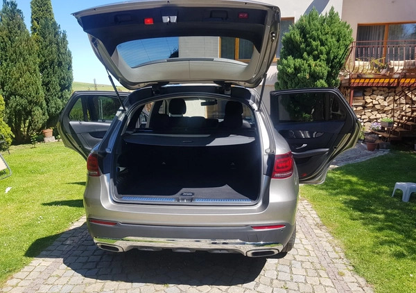 Mercedes-Benz GLC cena 155868 przebieg: 109000, rok produkcji 2019 z Dzierżoniów małe 301